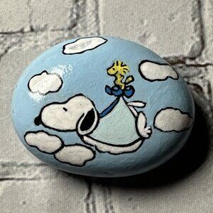 Hand Painted Rock PEANUTS Snoopy Woodstock  In The Clouds Stork Baby Shower 2.5”